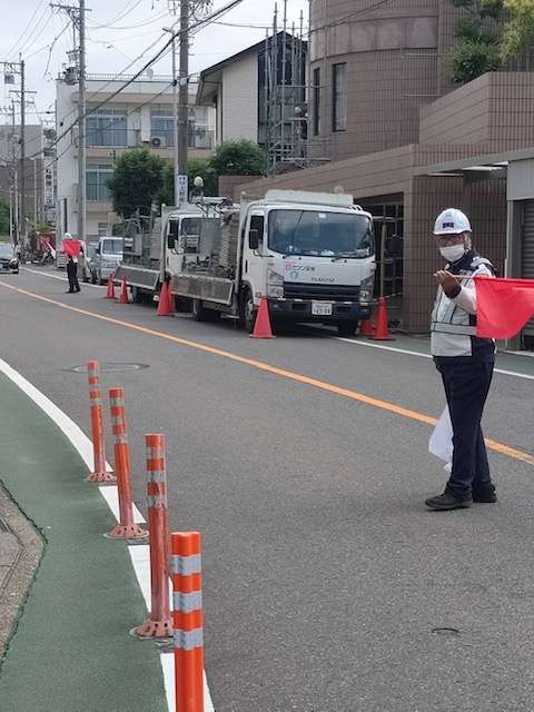 名古屋市千種区の警備会社　片側交互通行の現場視察
